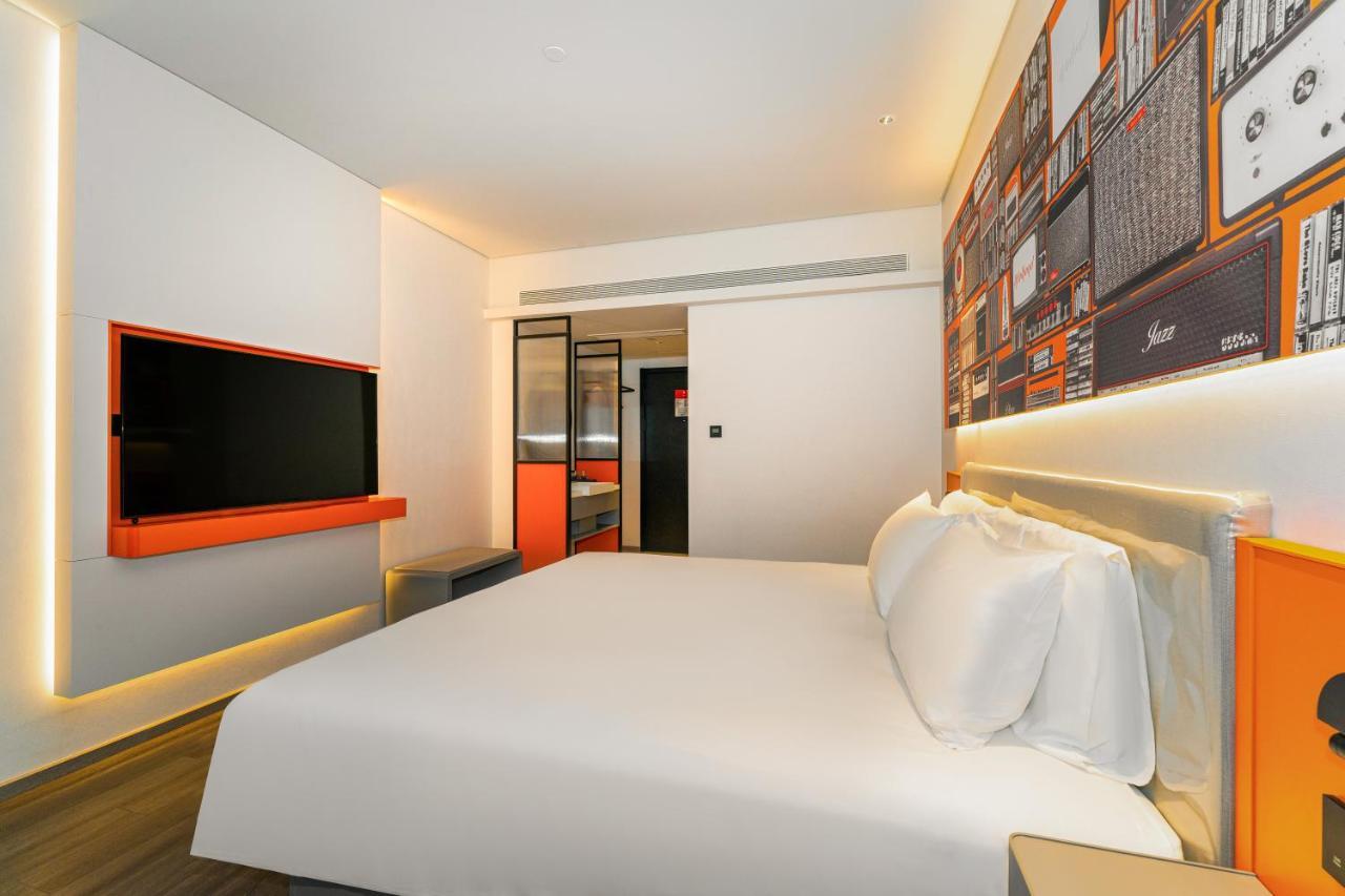 Ibis Styles Hotel - 260M From Guangji Street Subway Station Si-an Exteriér fotografie