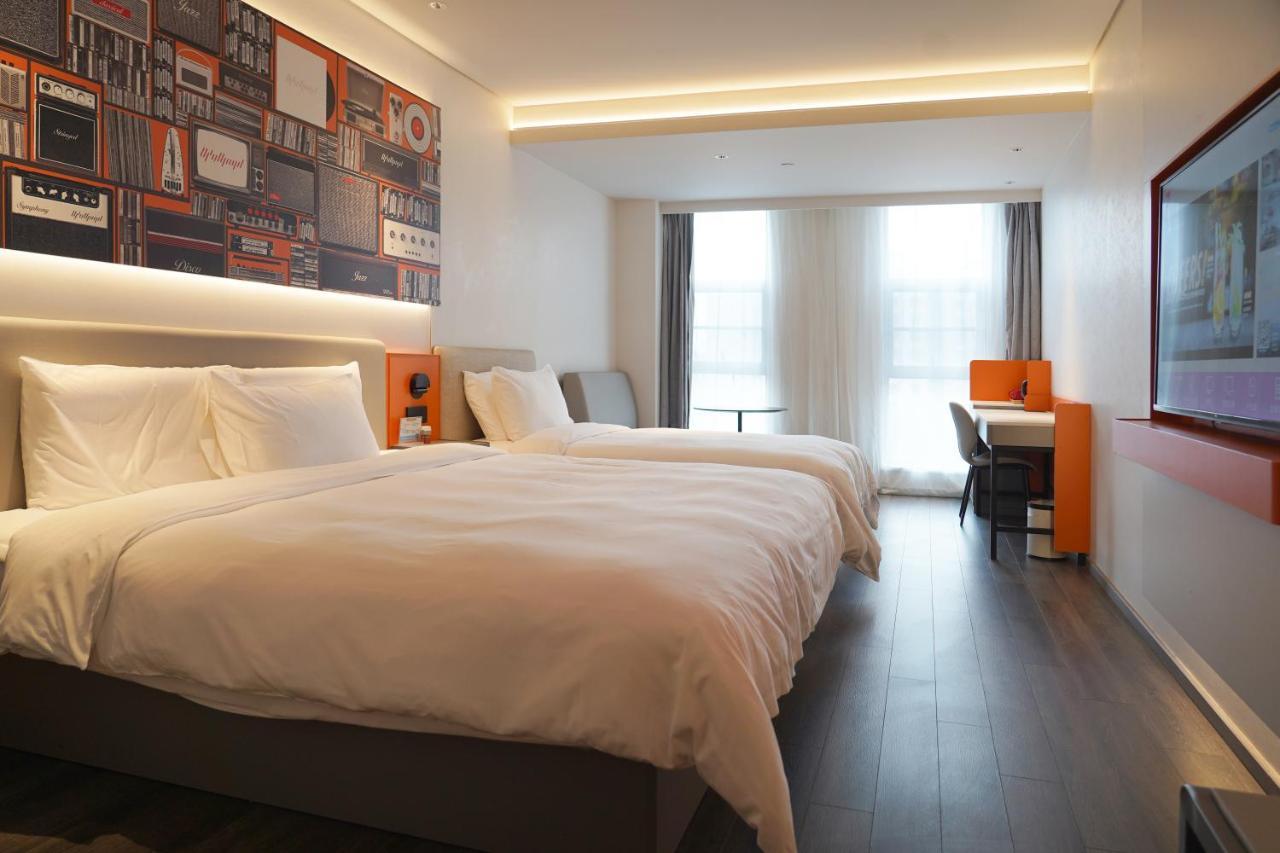 Ibis Styles Hotel - 260M From Guangji Street Subway Station Si-an Exteriér fotografie